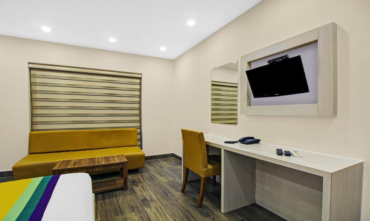 Itsy Hotels Transit Express Kolkata Exterior photo